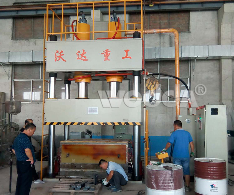 1200噸玻璃鋼化糞池客戶現場 1200噸玻璃鋼化糞池客戶現場